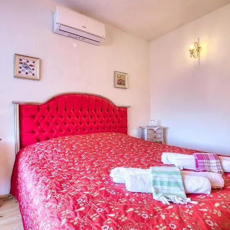 Sultan 3*