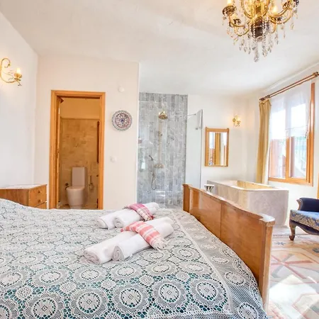 Sultan Отель Киразлы